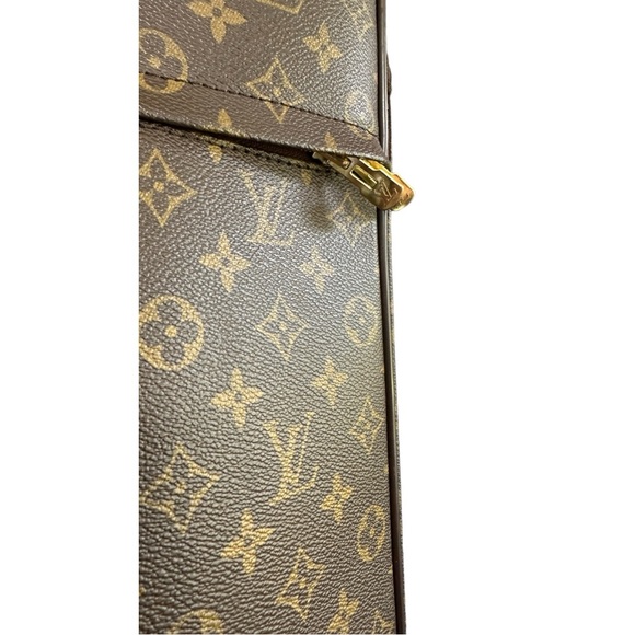 LOUIS VUITTON Vintage Monogram Pegase 65 - Picture 5 of 17